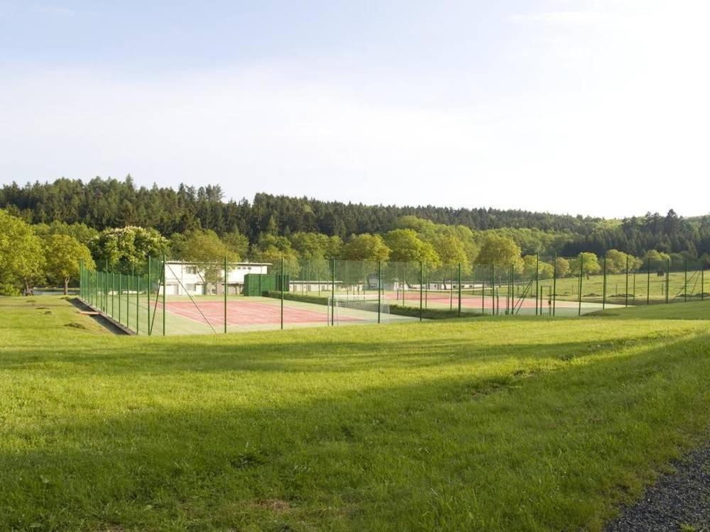 Wellness Hotel Orlik Kozarovice Exterior photo